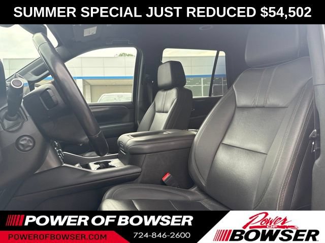 Used 2022 Chevrolet Tahoe RST w/ Luxury Package AWD/4WD image 2