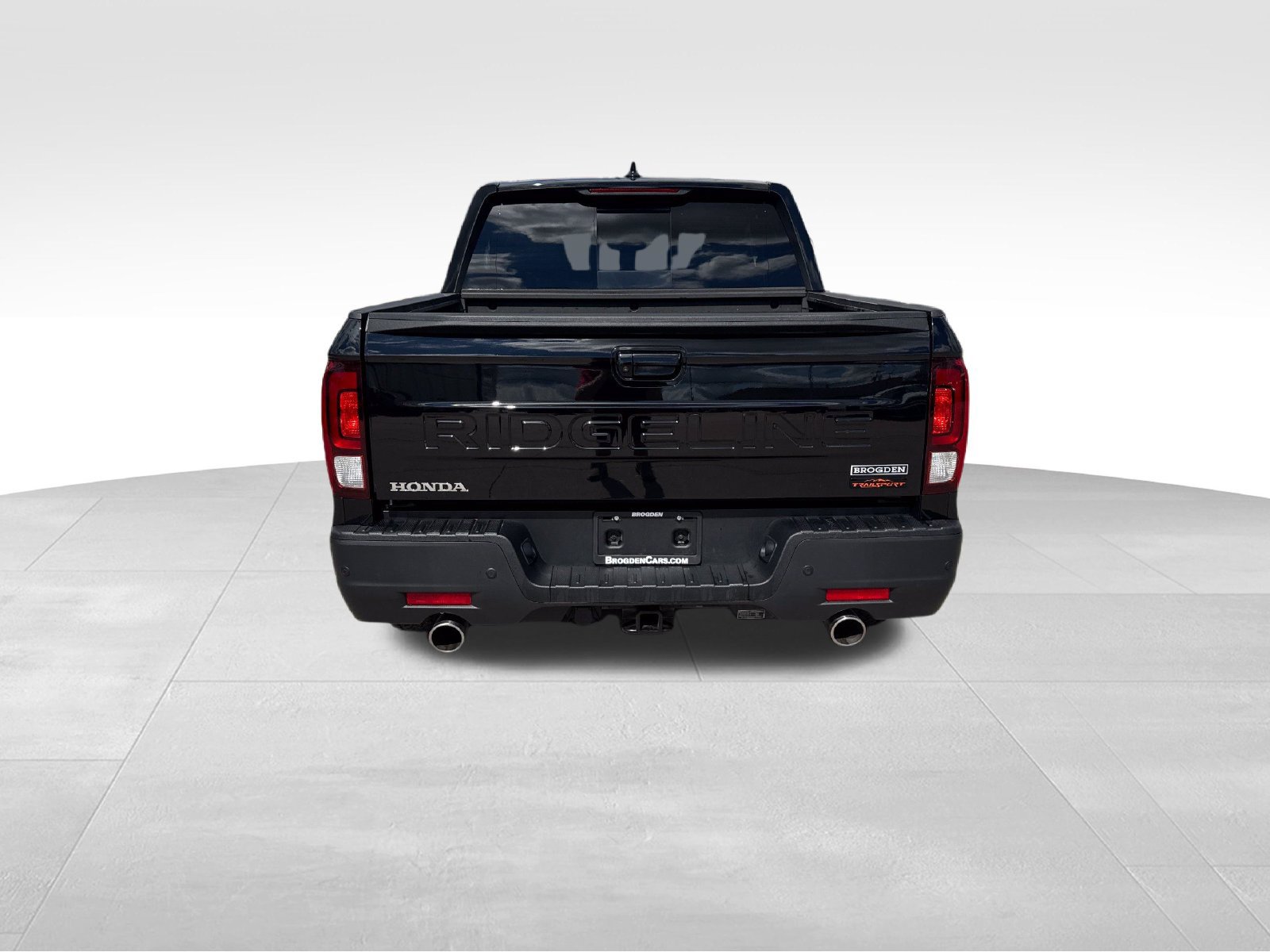 Used 2025 Honda Ridgeline TrailSport image 18