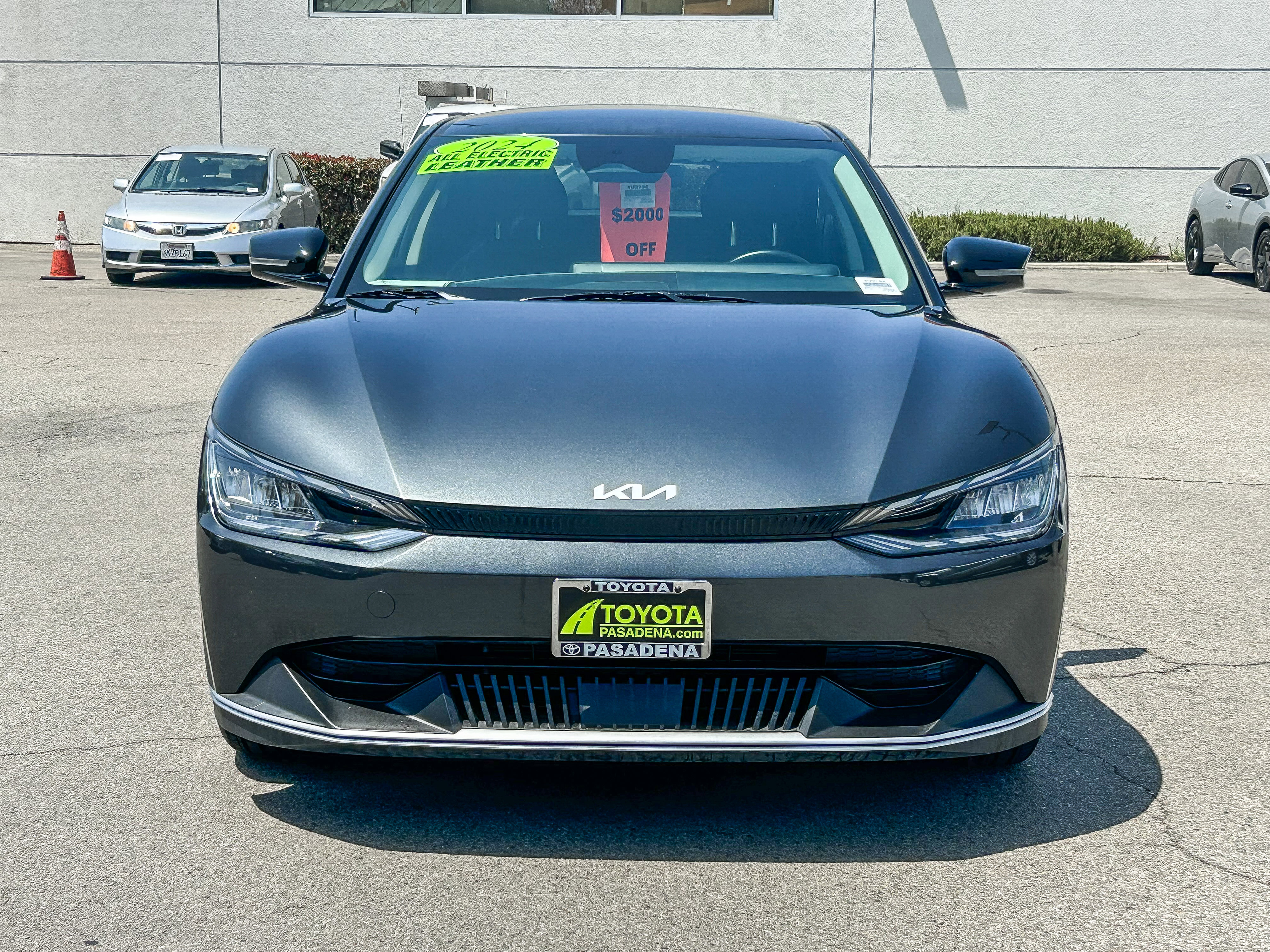 Used 2024 Kia EV6 Light RWD image 2