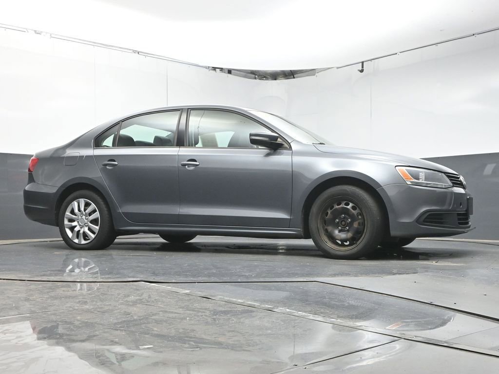 Used 2014 Volkswagen Jetta SE FWD image 31