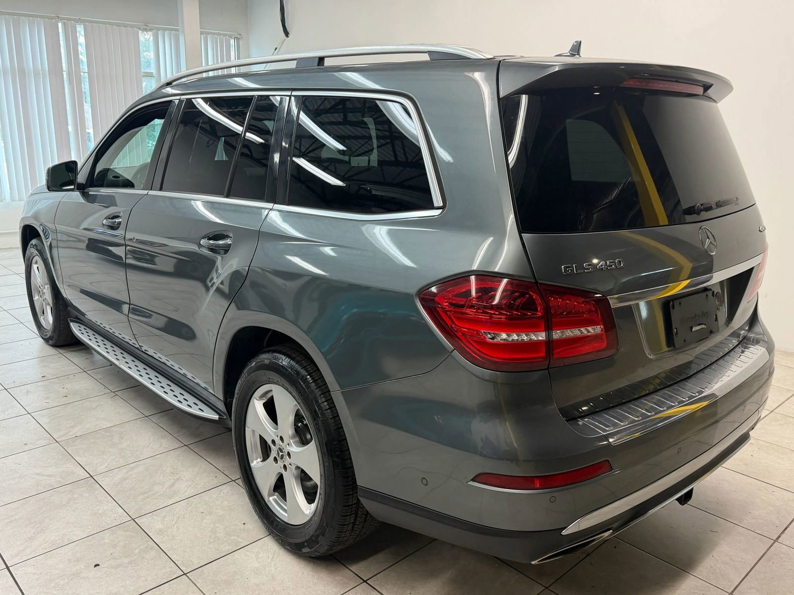 Used 2017 Mercedes-Benz GLS 450 4MATIC w/ Premium Package image 7