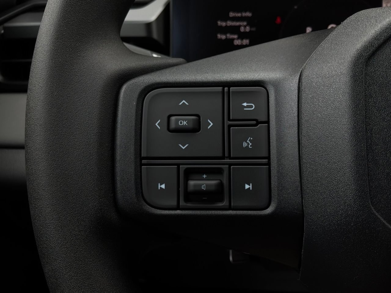 Used 2026 Toyota RAV4 LE AWD/4WD image 39