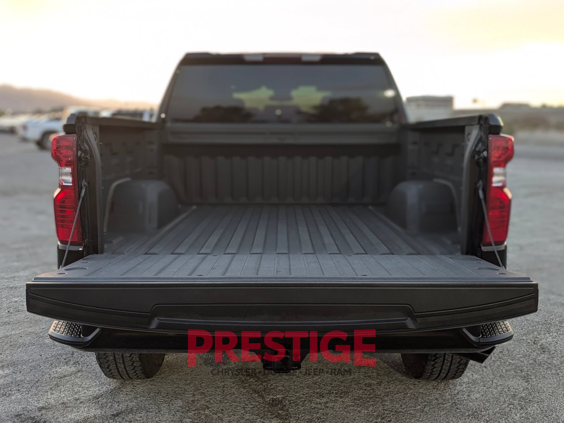 Used 2025 Chevrolet Silverado 1500 Custom Trail Boss w/ Turbomax Blackout Package AWD/4WD image 11