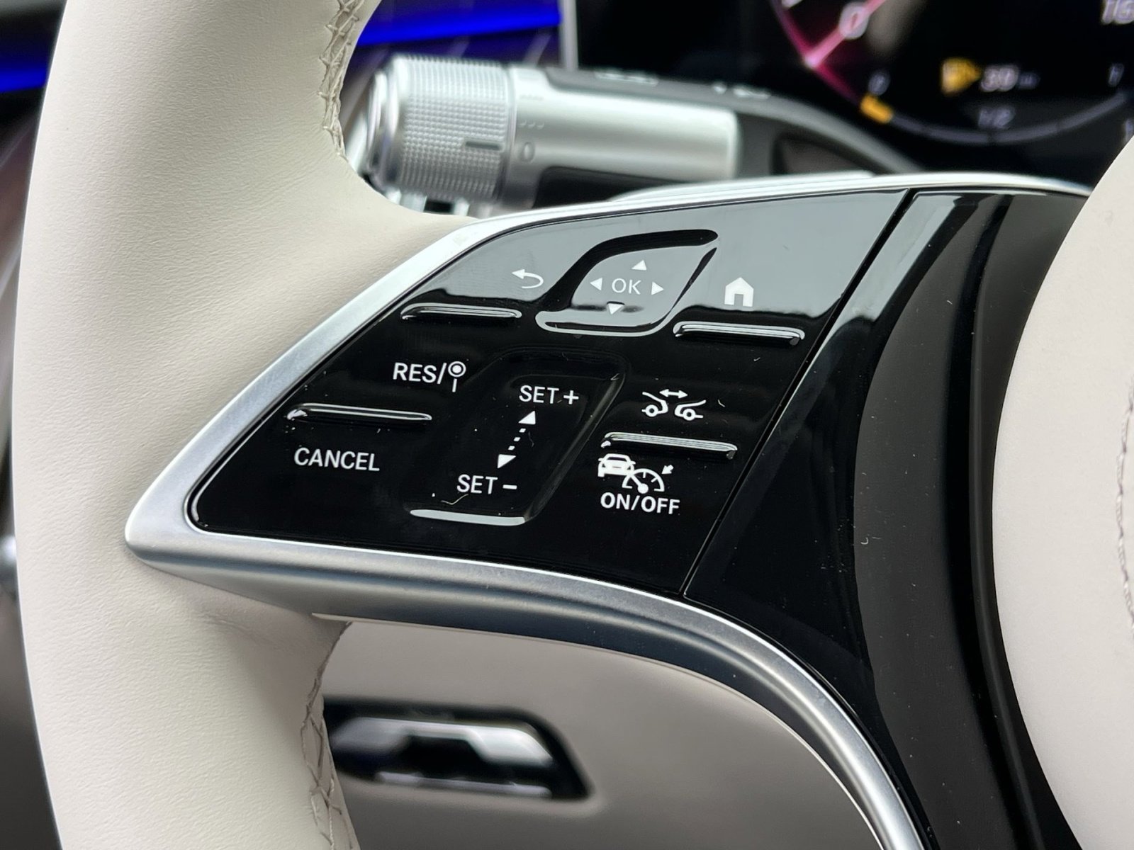 New 2026 Mercedes-Benz S 580 4MATIC Sedan image 31