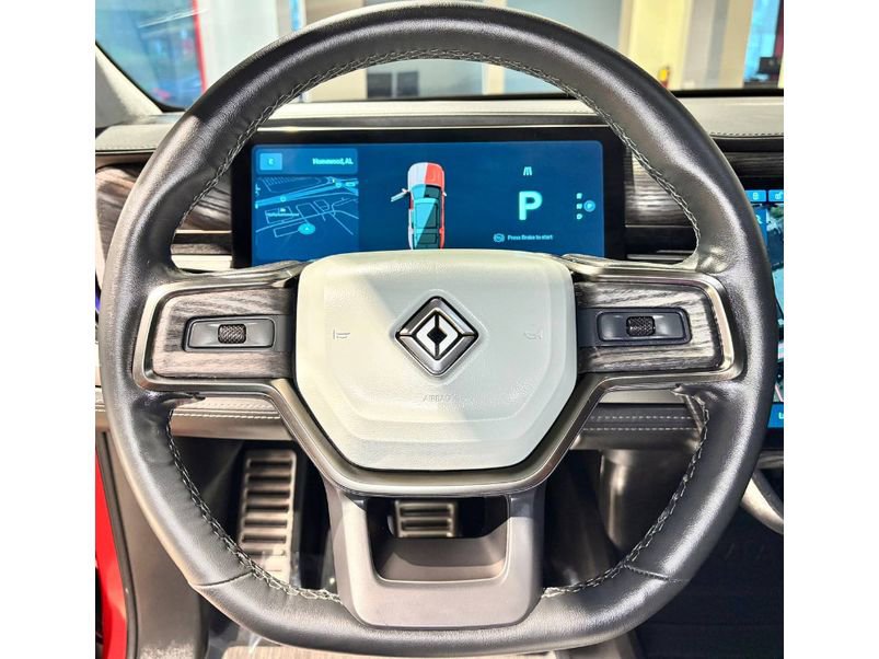 Used 2023 Rivian R1S Adventure image 25