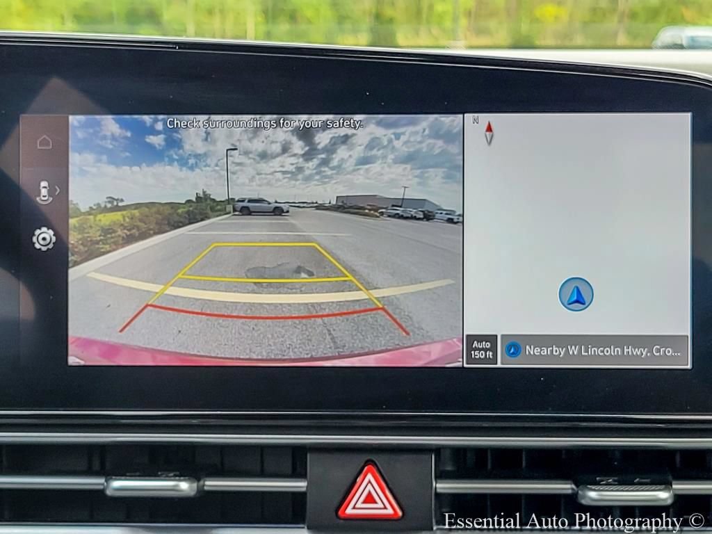 Used 2024 Hyundai Elantra SEL FWD image 18