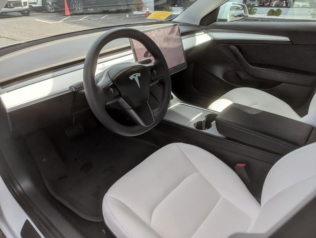 Used 2021 Tesla Model 3 Standard Range Plus image 13