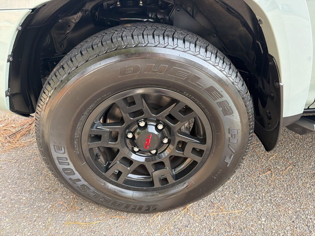 Used 2023 Toyota 4Runner TRD Off-Road Premium image 9