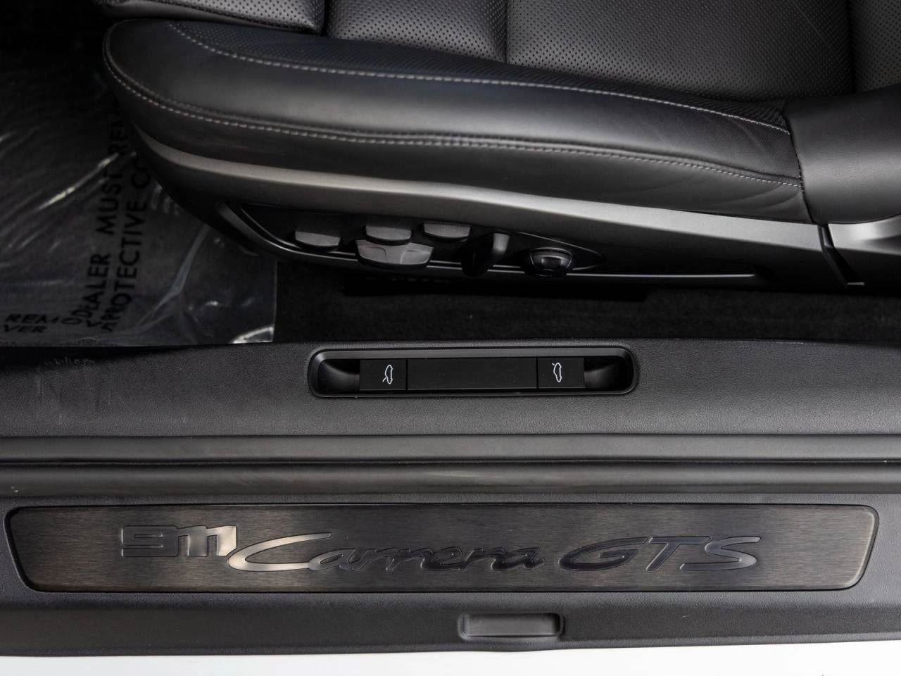 Certified 2024 Porsche 911 Carrera GTS image 90