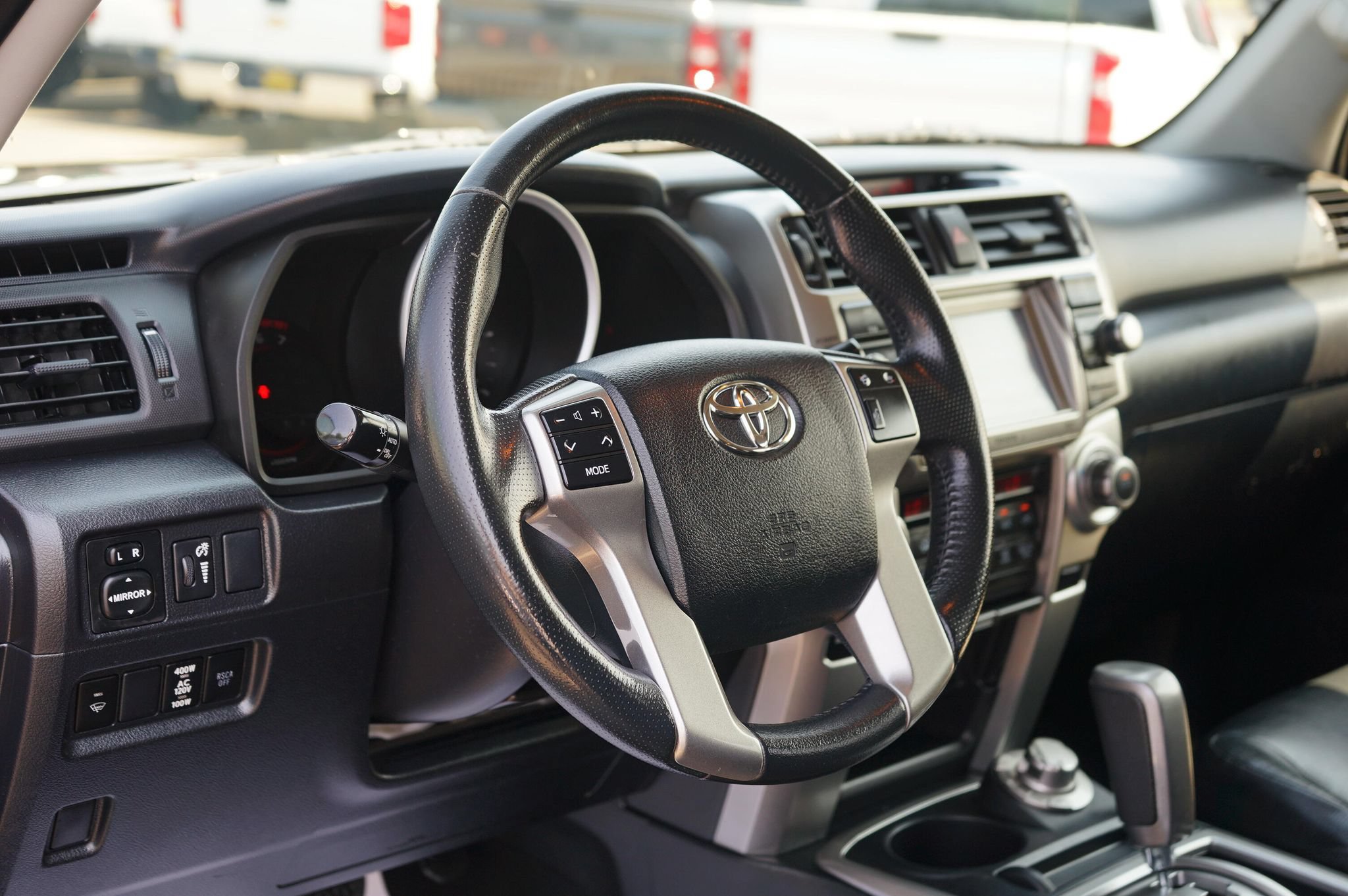 Used 2013 Toyota 4Runner Limited AWD/4WD image 12