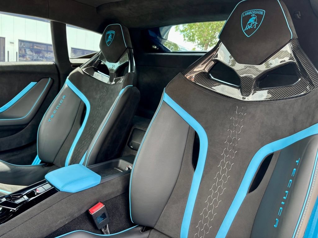 Used 2024 Lamborghini Huracan Tecnica RWD image 19