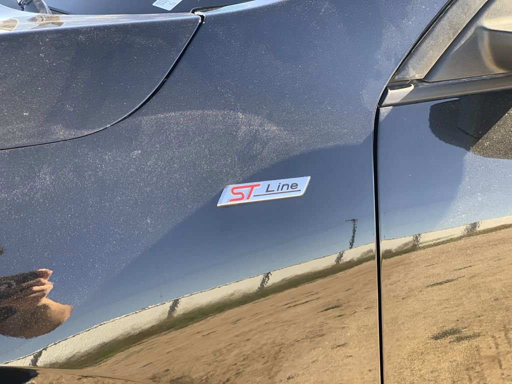 Used 2025 Ford Escape ST-Line FWD image 30