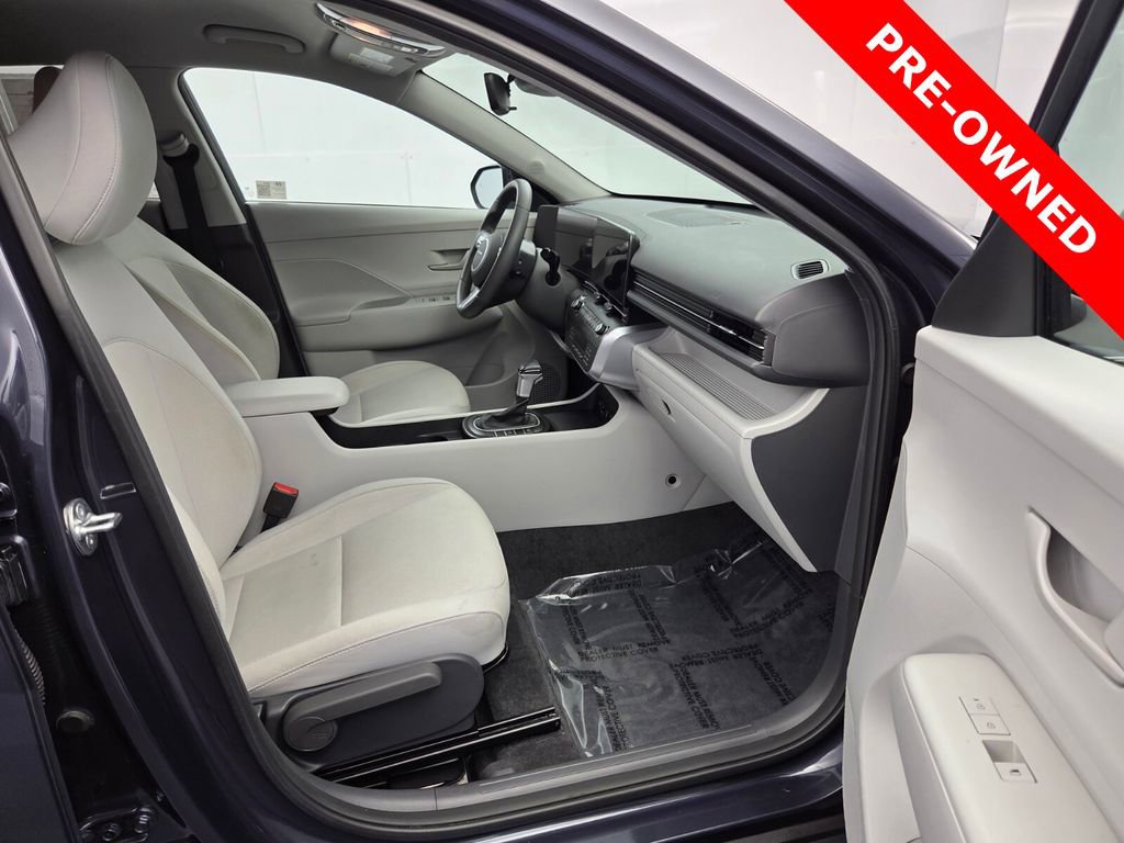 Used 2024 Hyundai Kona SEL image 13