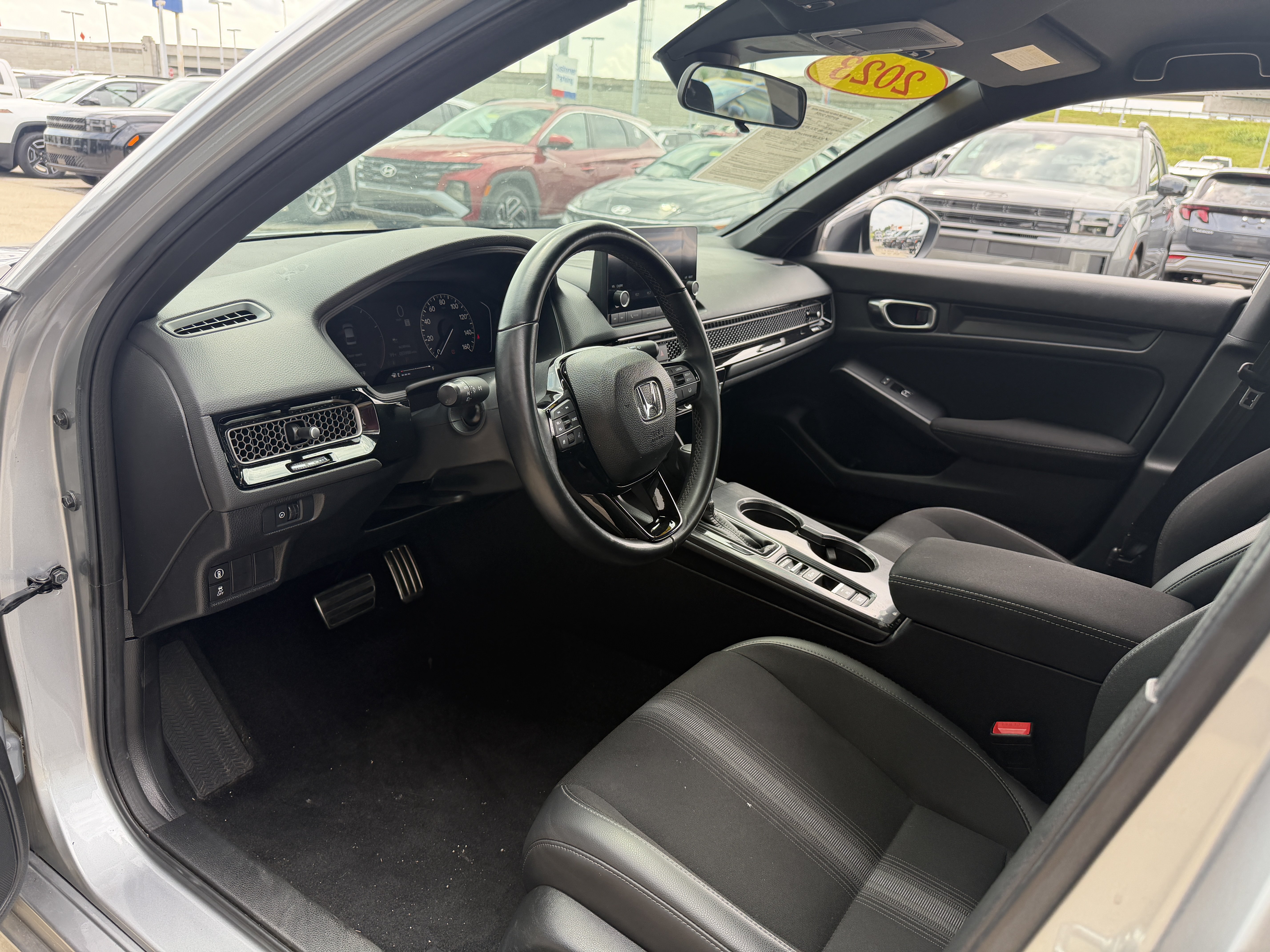 Used 2023 Honda Civic Sport image 25