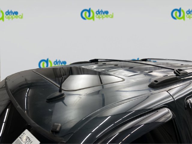 Used 2003 GMC Yukon Denali AWD/4WD image 14