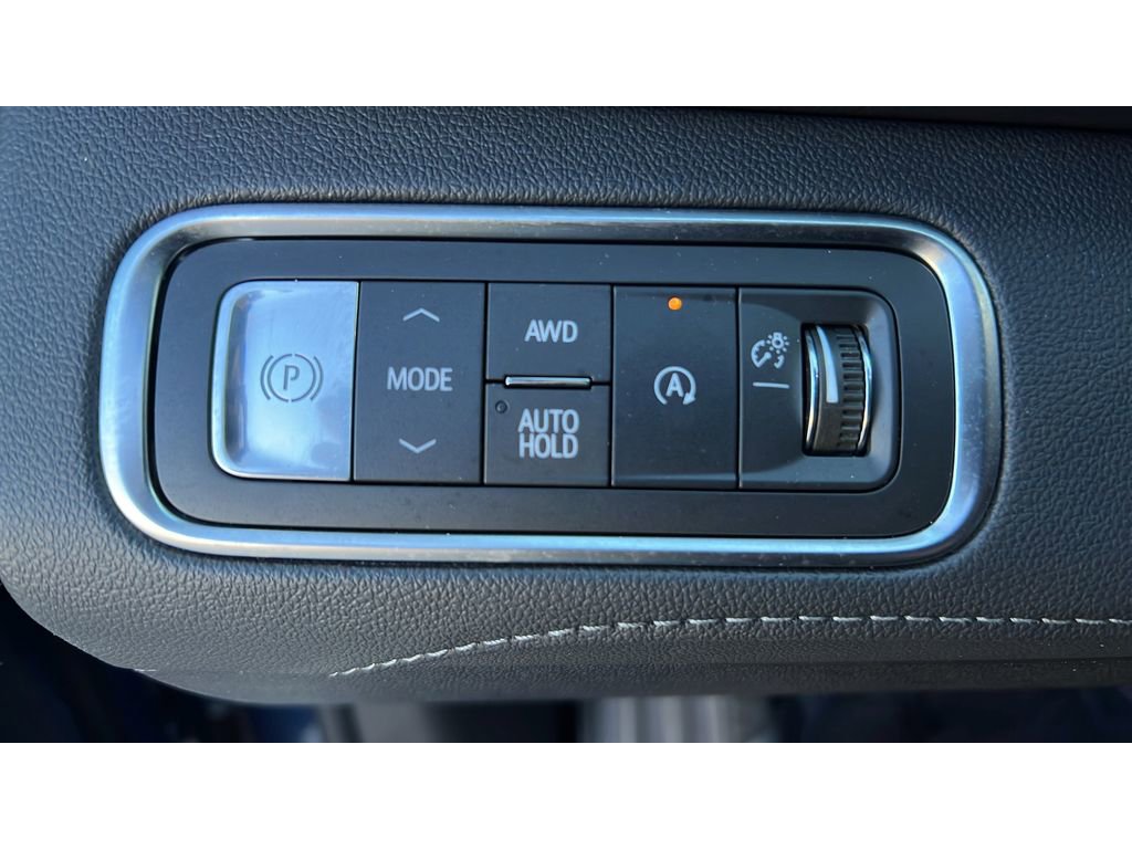 Certified 2025 Buick Enclave Preferred image 23