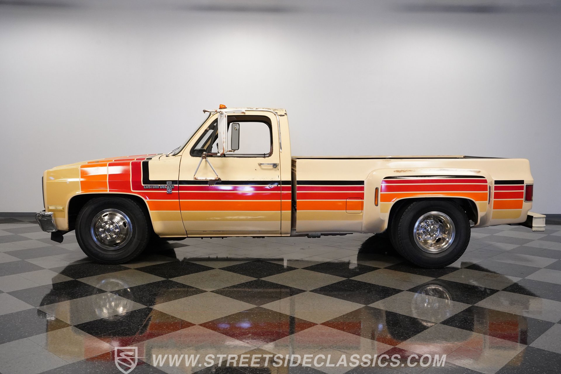 Used 1988 Chevrolet Silverado 3500 Dually Custom image 2