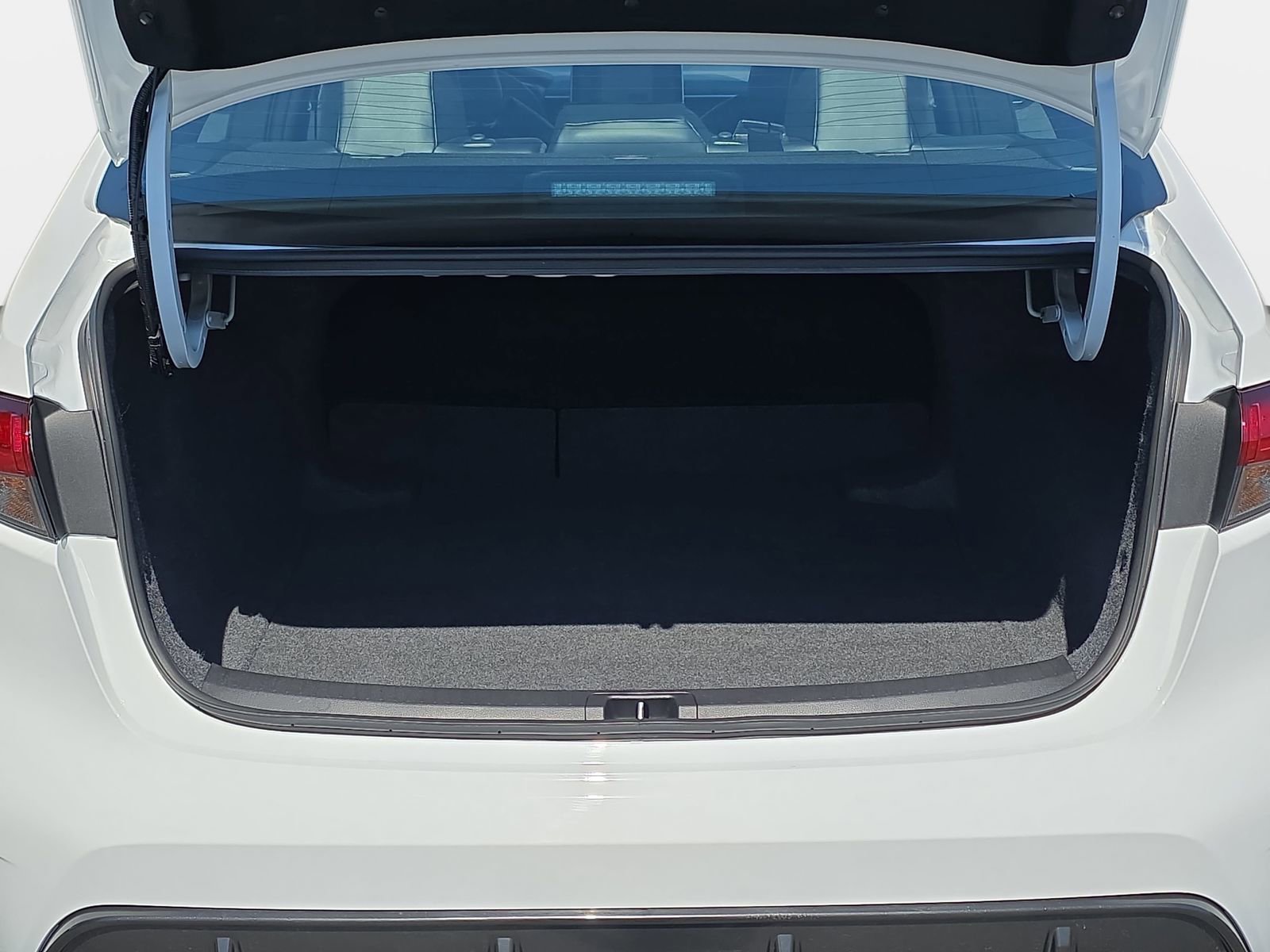 Used 2025 Toyota Corolla XSE FWD image 12