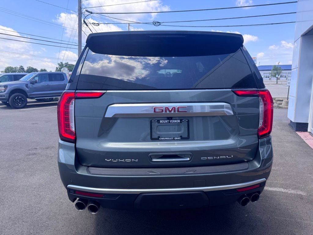 Used 2023 GMC Yukon Denali w/ LPO, Floor Liner Package AWD/4WD image 6