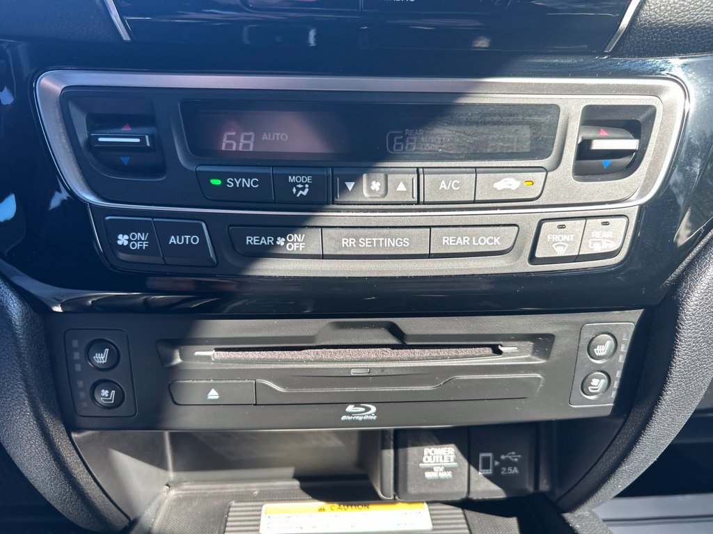Used 2020 Honda Pilot Black Edition image 23
