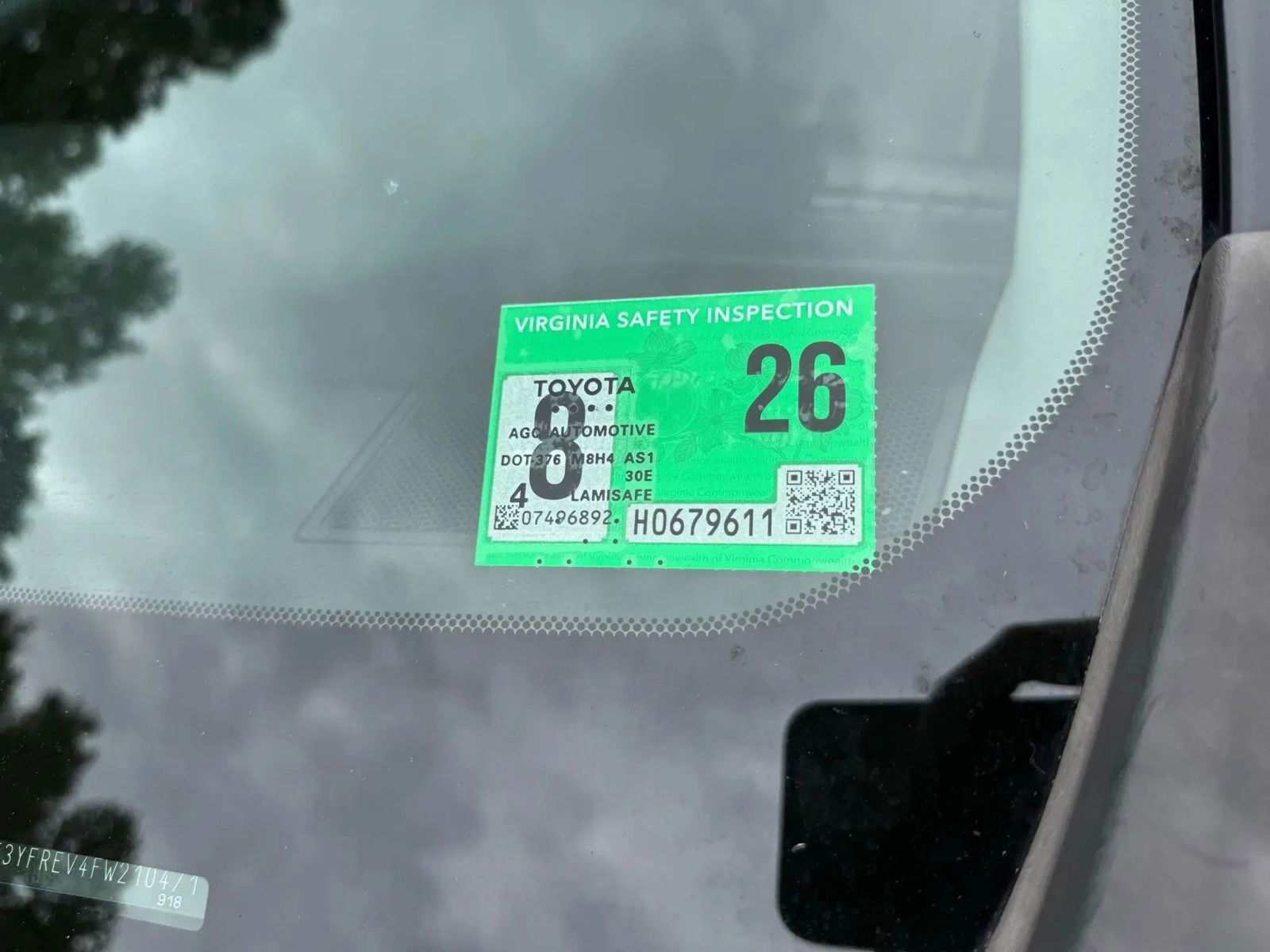 Used 2015 Toyota RAV4 Limited image 33