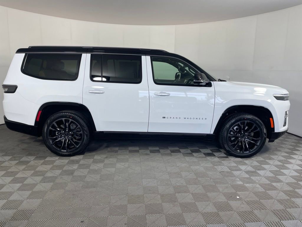 New 2026 Jeep Grand Wagoneer Summit AWD/4WD image 2