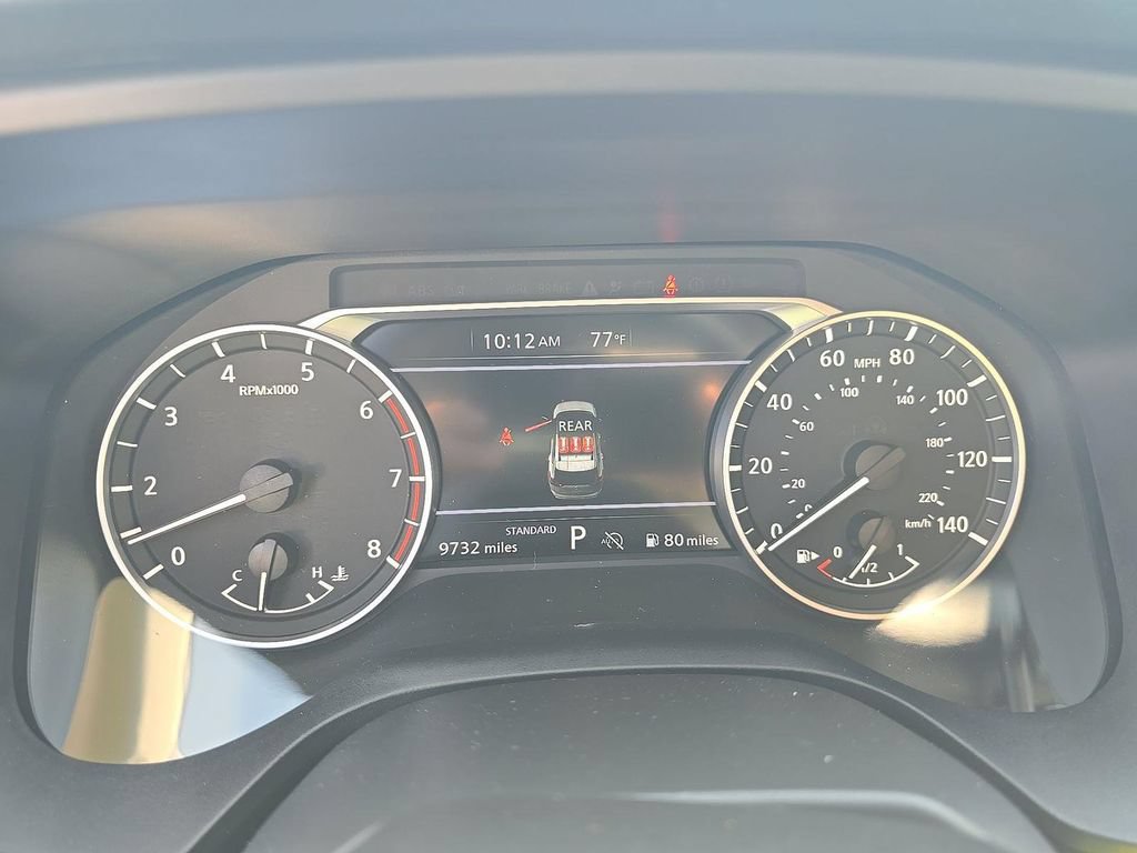Certified 2025 Nissan Rogue SV FWD image 9
