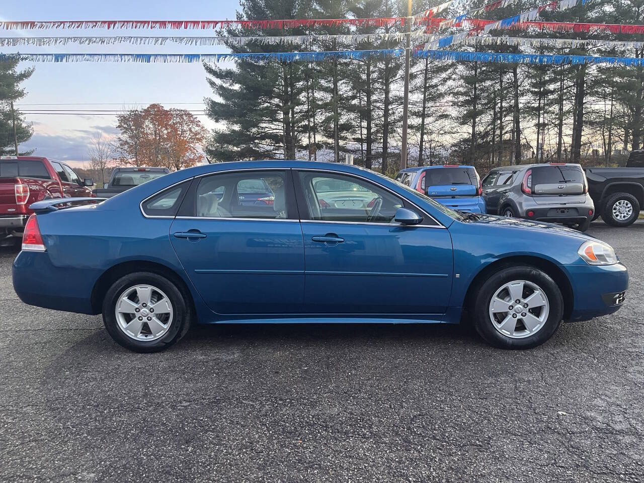 Used 2010 Chevrolet Impala LT image 4