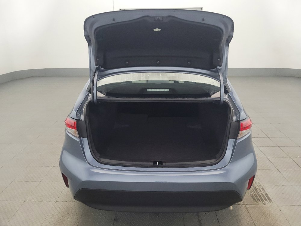 Used 2025 Toyota Corolla LE FWD image 29