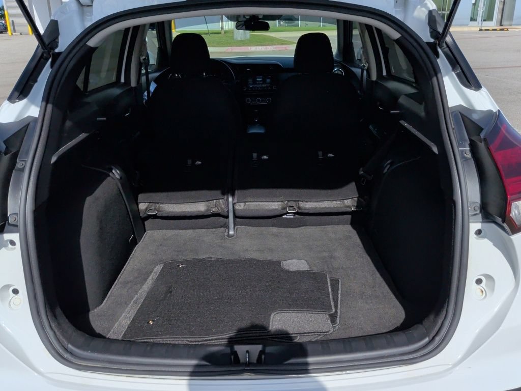 Used 2023 Nissan Kicks SV FWD image 34