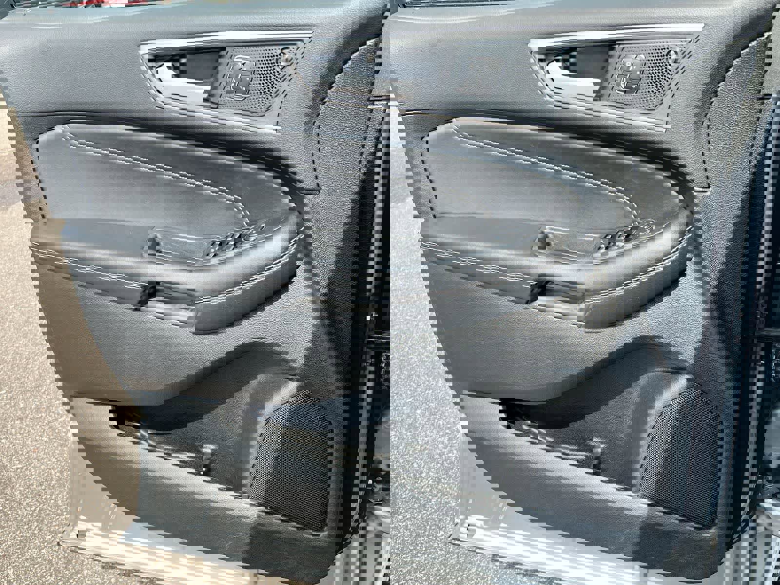 Used 2024 Ford Edge Titanium w/ Equipment Group 301A image 29