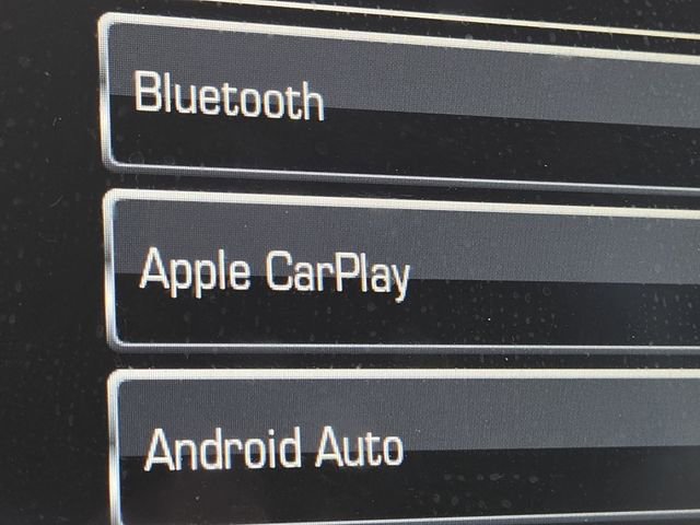 Used 2017 GMC Yukon SLT image 4