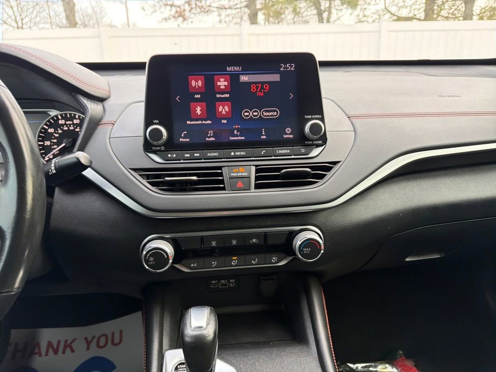 Used 2022 Nissan Altima 2.5 SR image 10