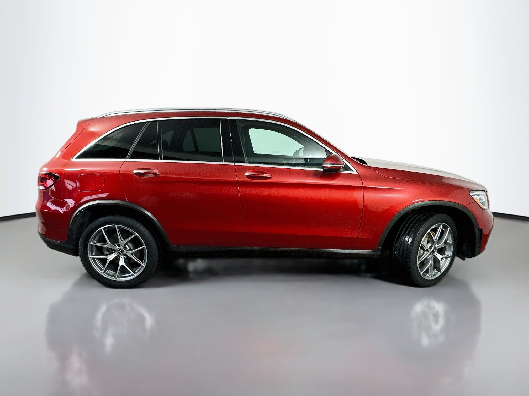 Used 2022 Mercedes-Benz GLC 300 4MATIC image 8