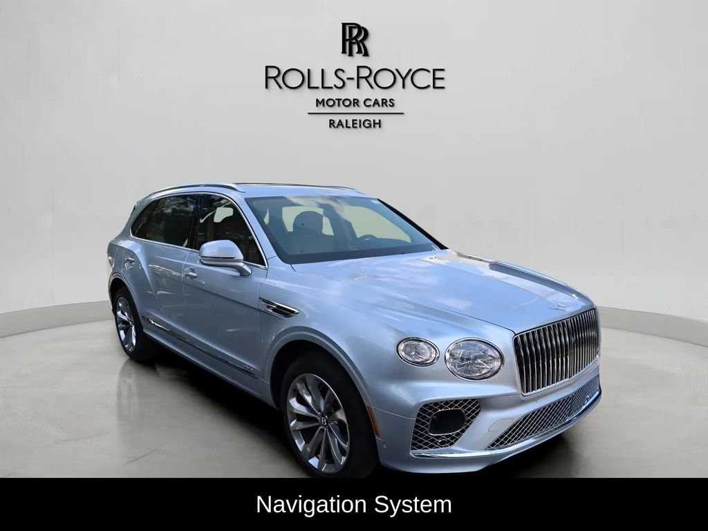 Used 2023 Bentley Bentayga Extended Wheelbase AWD/4WD image 3