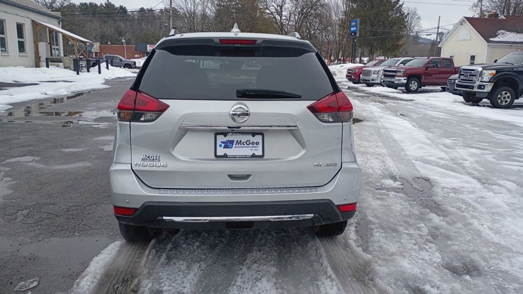 Used 2020 Nissan Rogue SL w/ Premium Package image 6