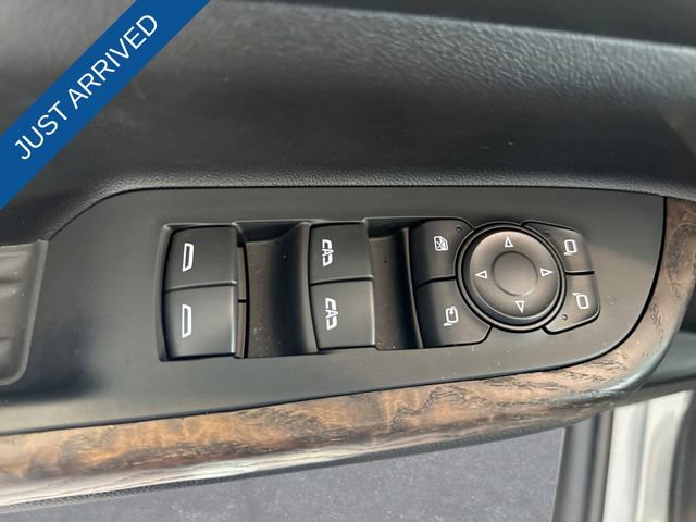 Used 2023 GMC Acadia Denali image 13