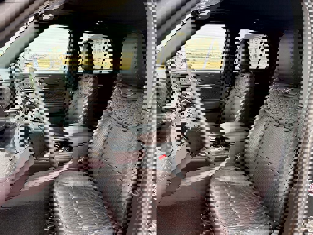 Certified 2025 Ford Explorer Platinum w/ LUX Leather Package AWD/4WD image 11