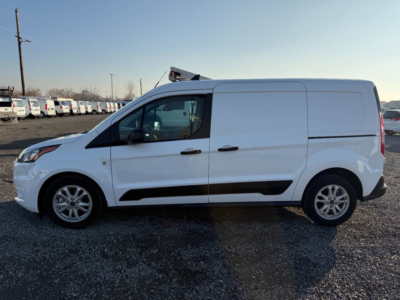 Used 2021 Ford Transit Connect XLT image 6
