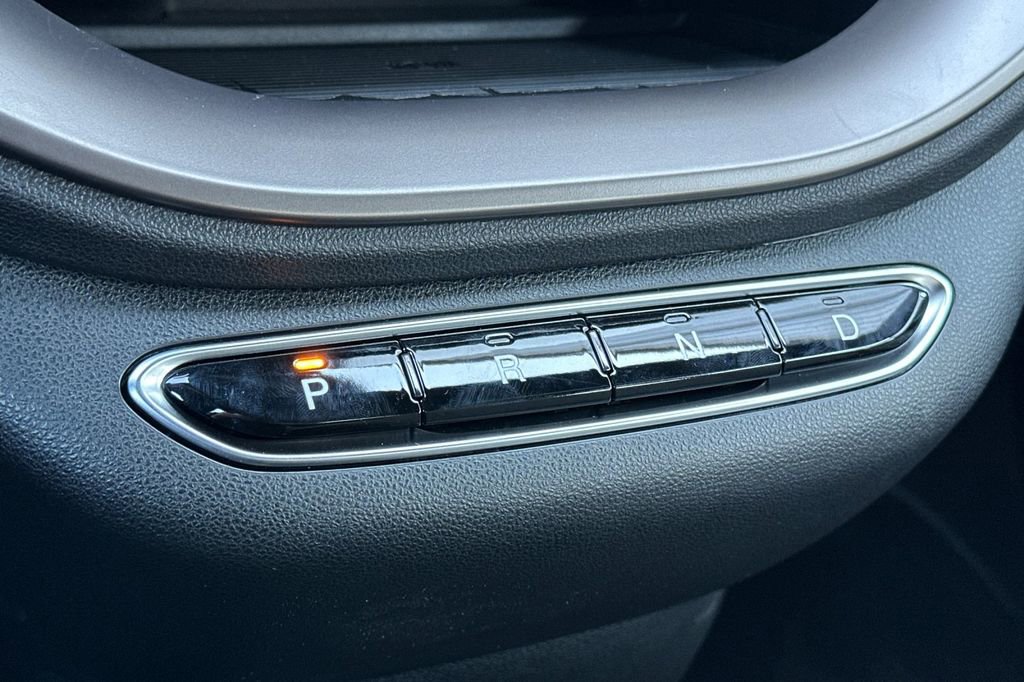 New 2025 FIAT 500 e image 19