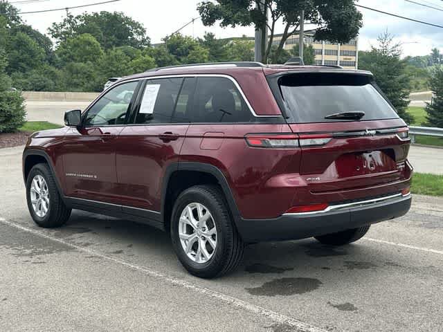 Used 2023 Jeep Grand Cherokee Limited AWD/4WD image 32