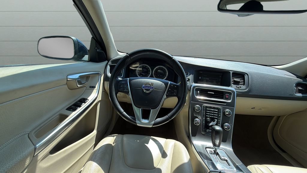 Used 2011 Volvo S60 T6 AWD/4WD image 13