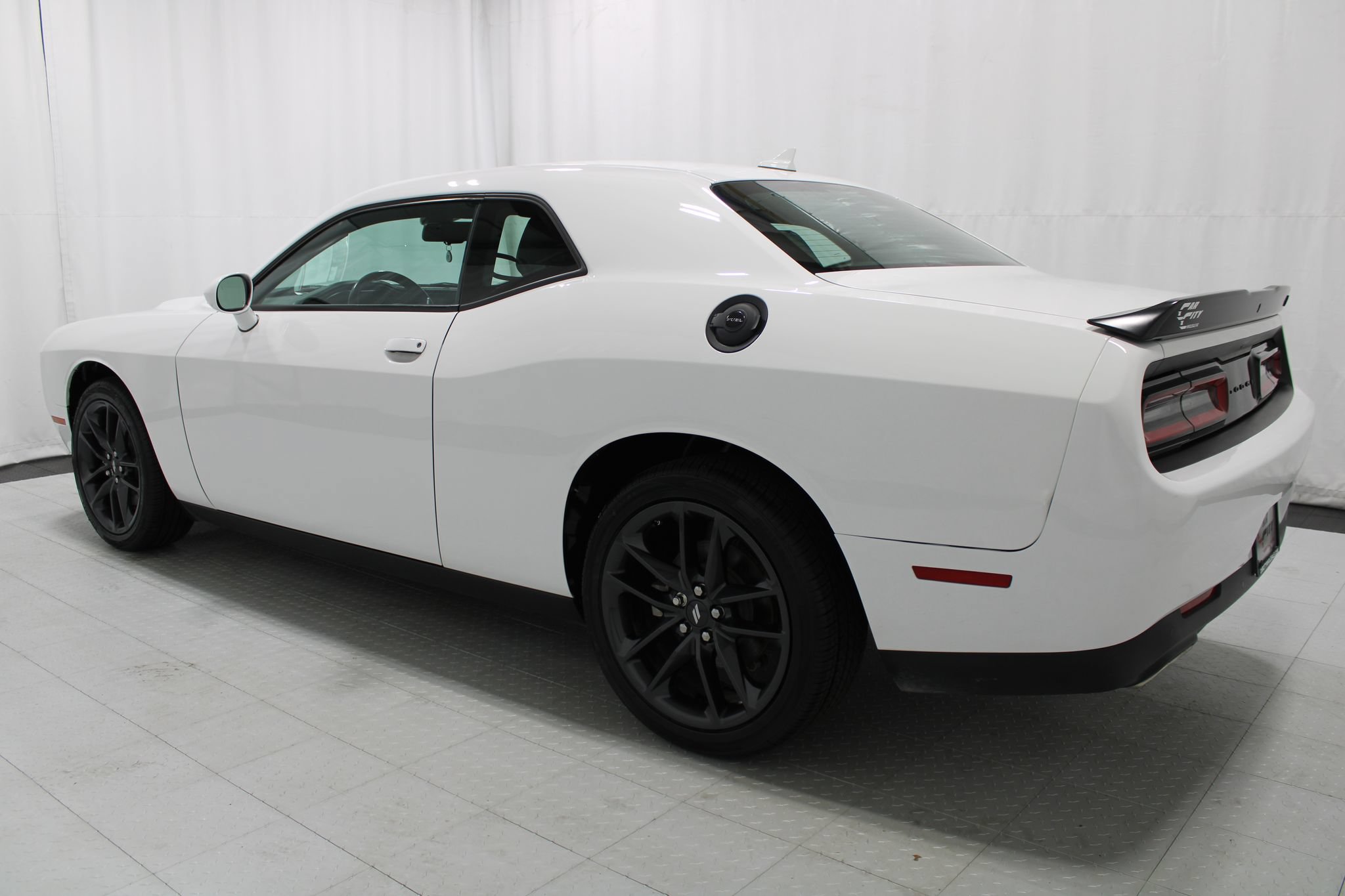 Used 2022 Dodge Challenger SXT w/ Plus Package AWD/4WD image 8