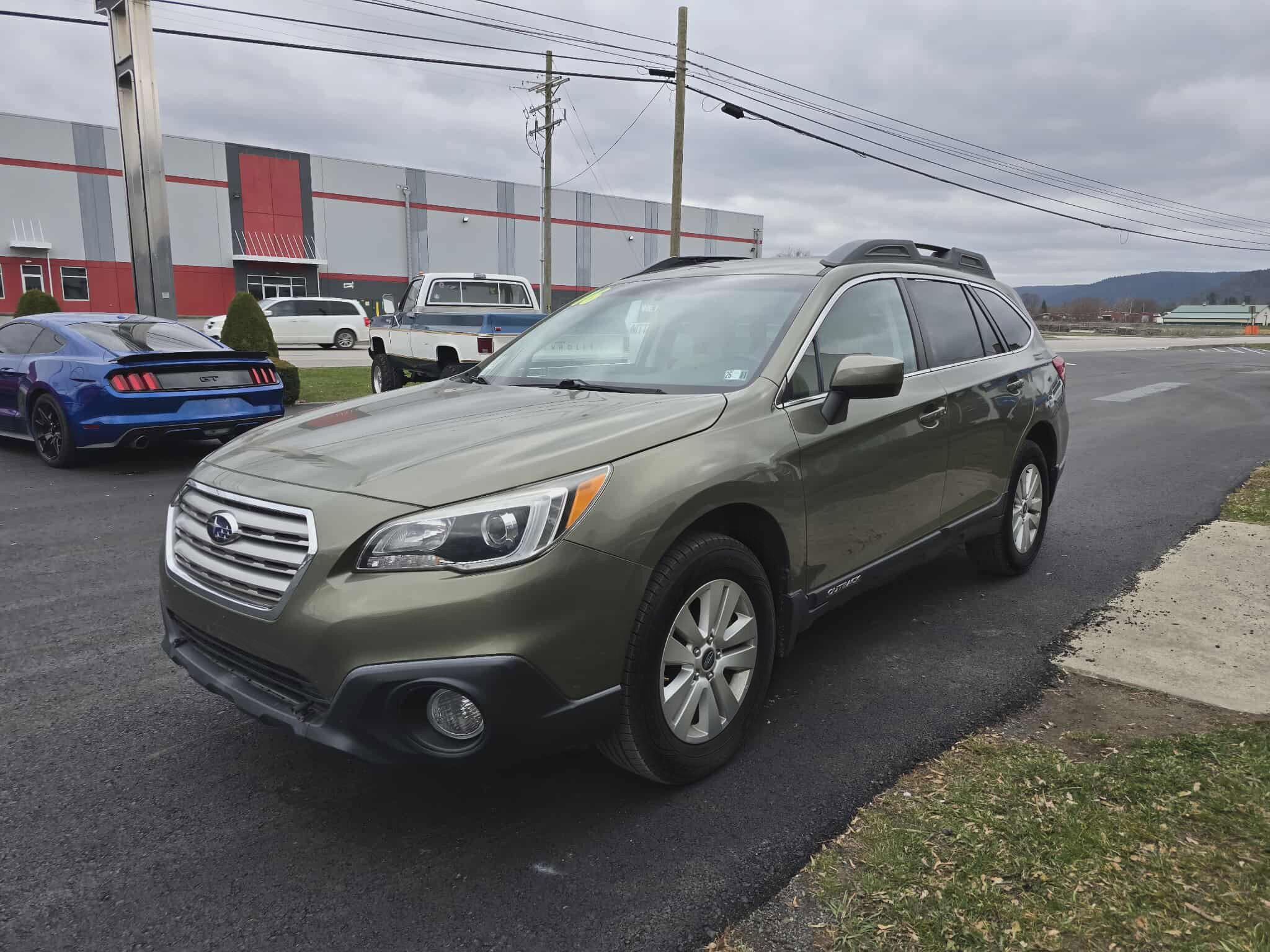 Used 2016 Subaru Outback 2.5i Premium w/ Protection Package #1 image 8