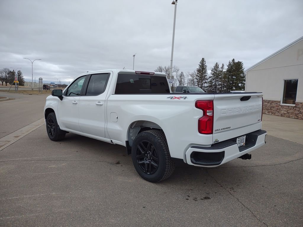 Used 2024 Chevrolet Silverado 1500 RST w/ Convenience Package II image 3