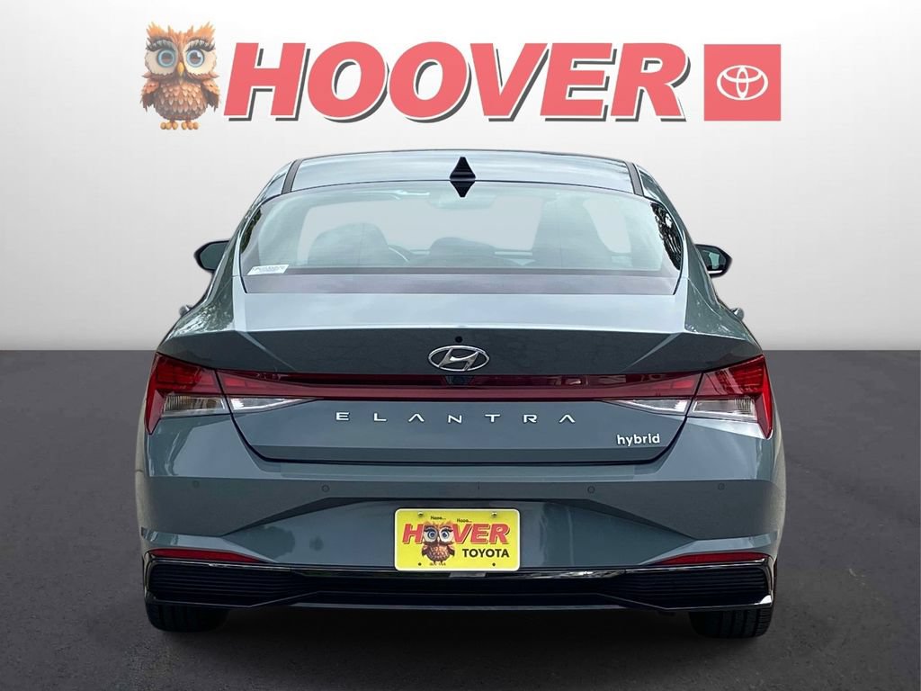 Used 2023 Hyundai Elantra Limited FWD image 3