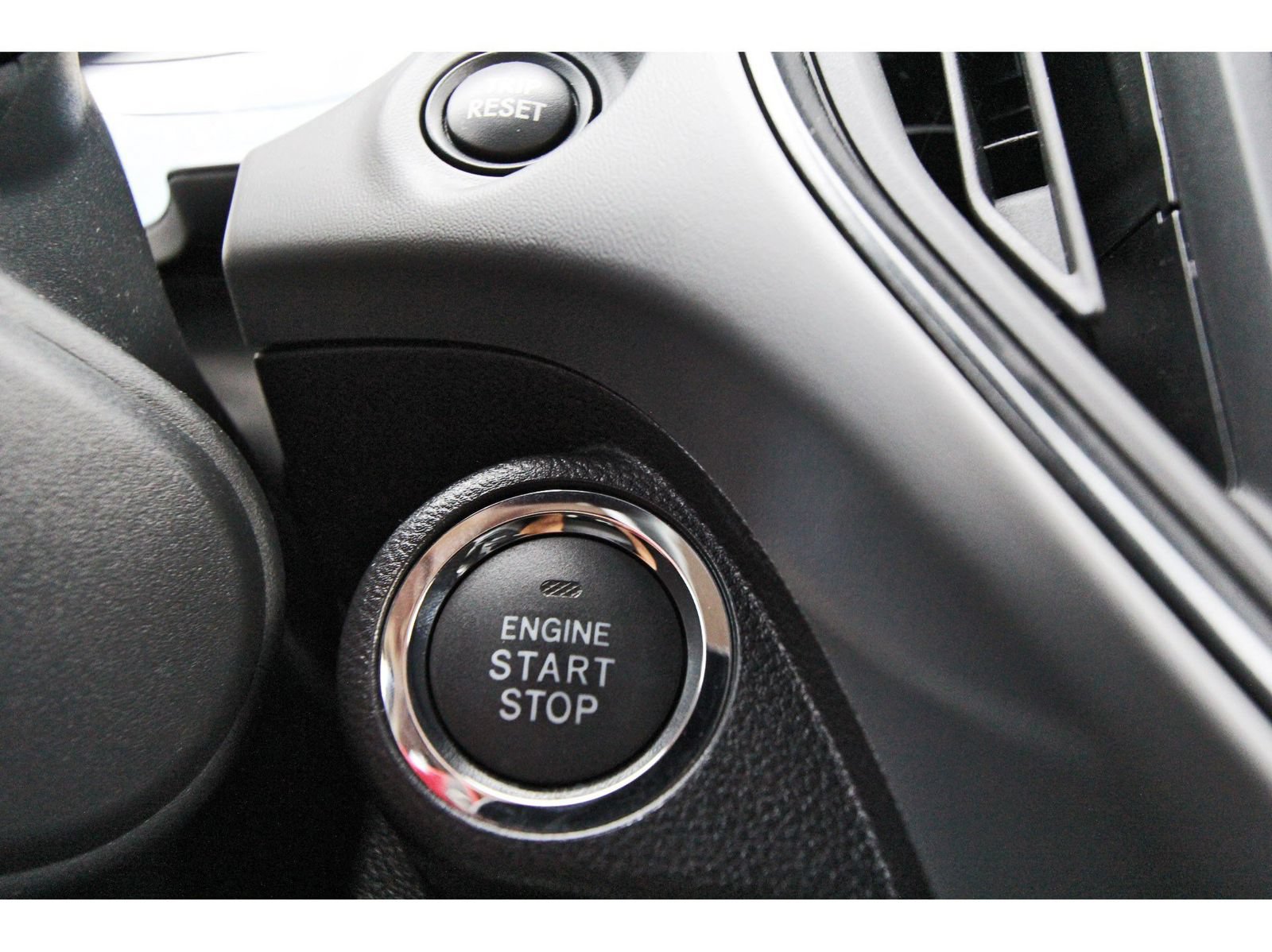 Certified 2026 Subaru Crosstrek 2.5i Premium AWD/4WD image 19
