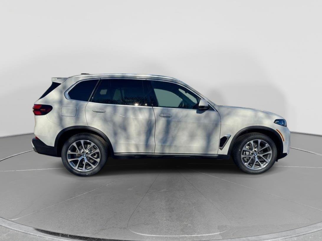 New 2026 BMW X5 sDrive40i RWD image 8