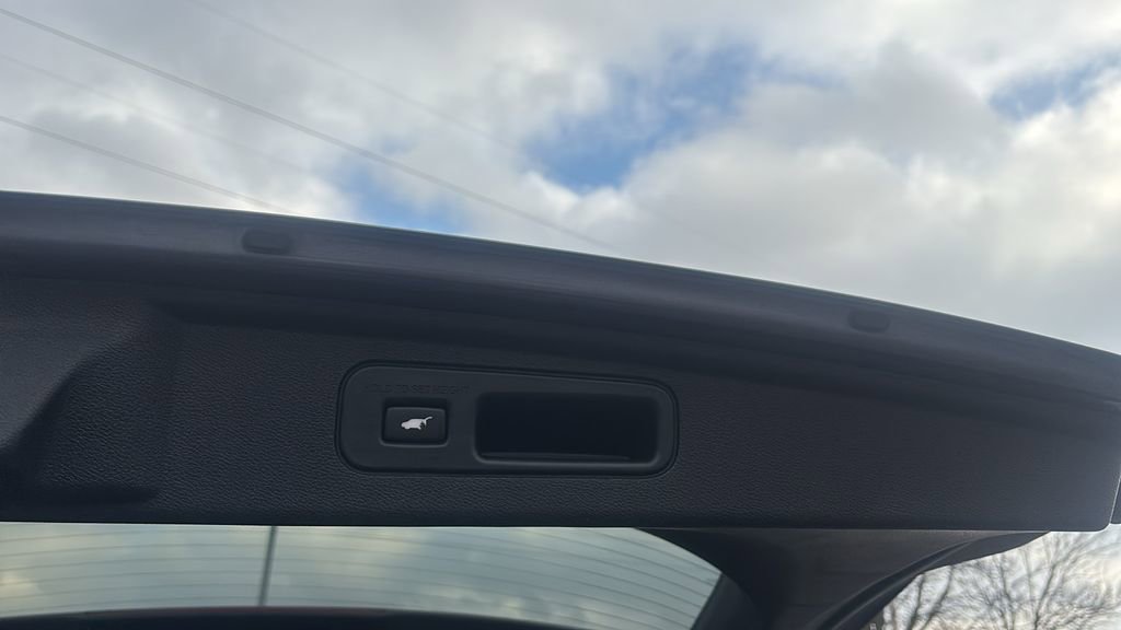 Certified 2024 Honda Odyssey Touring image 36