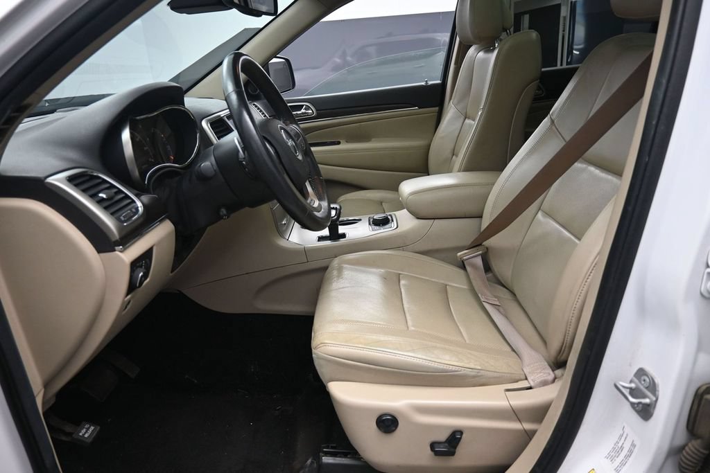Used 2014 Jeep Grand Cherokee Limited w/ Luxury Group II AWD/4WD image 12